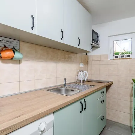 **stone House ** Center ** Old Town Apartment