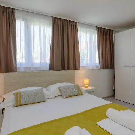 Apartment **stone House ** Center ** Old Town *