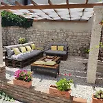 **stone House ** Center ** Old Town * Trogir