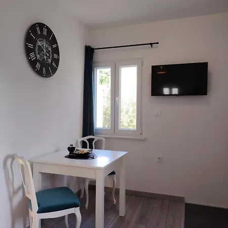 דירה **stone House ** Center ** Old Town *